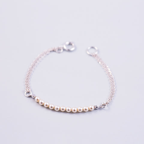Pearl Bead Bracelet Silver & Cream