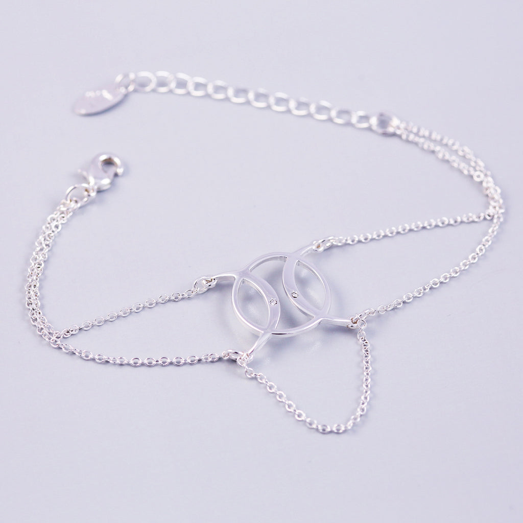 Triple Moon Goddess | Female Empowerment | Silver | Goddess Symbol | Moon Luna | Necklaces for Women | Waxing | Full Moon | Waning | 